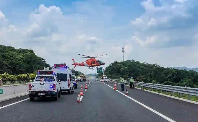 藤县高速公路汽车救援案例