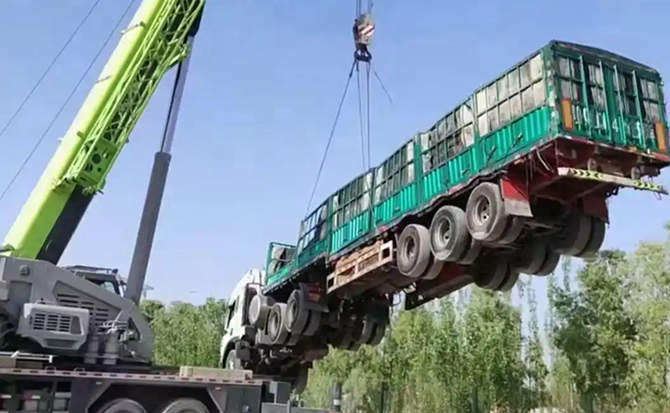 藤县道路脱困救援案例